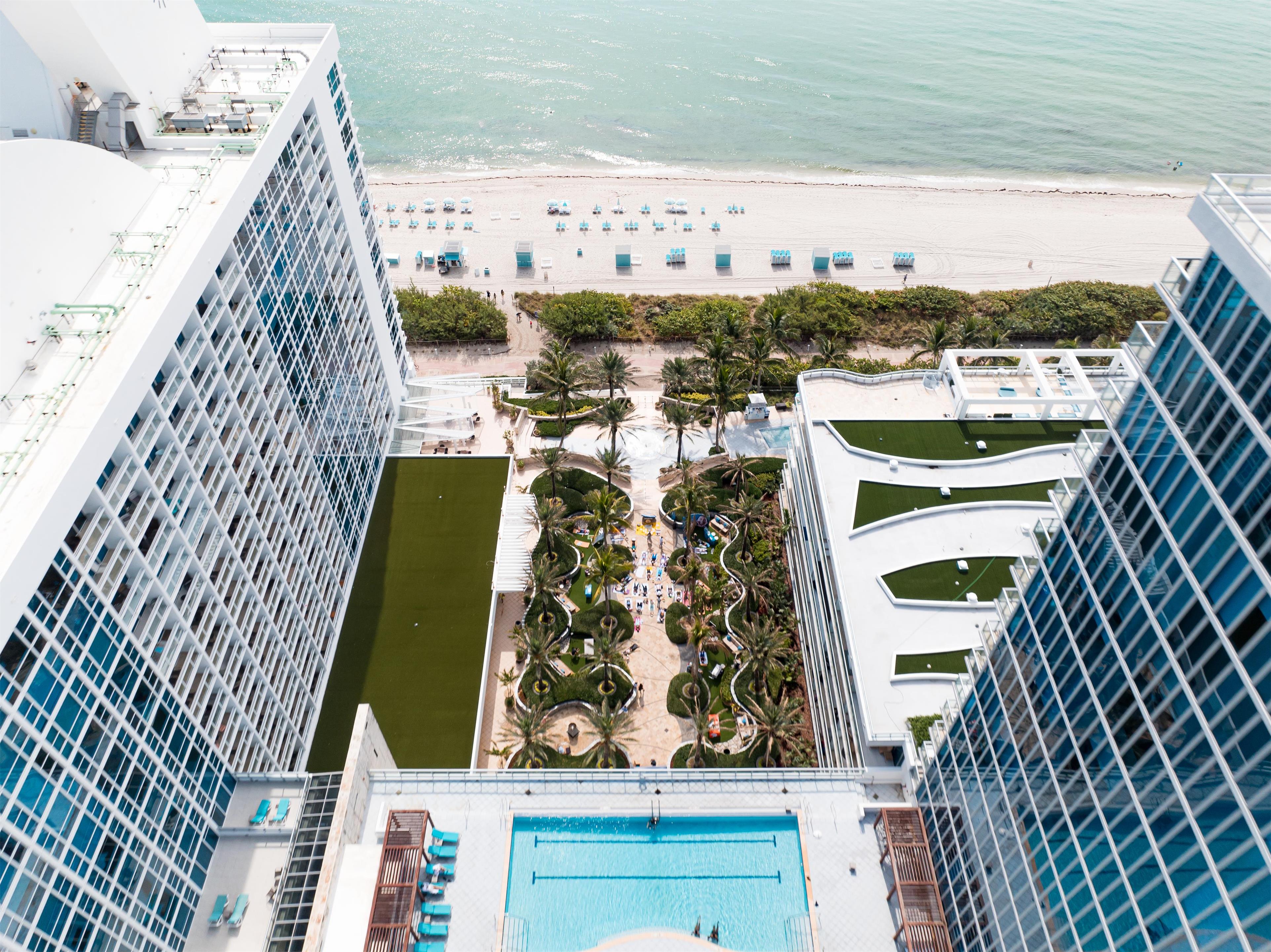 Exterior_Carillon Miami Wellness Resort | Carillon Miami Wellness Resort
