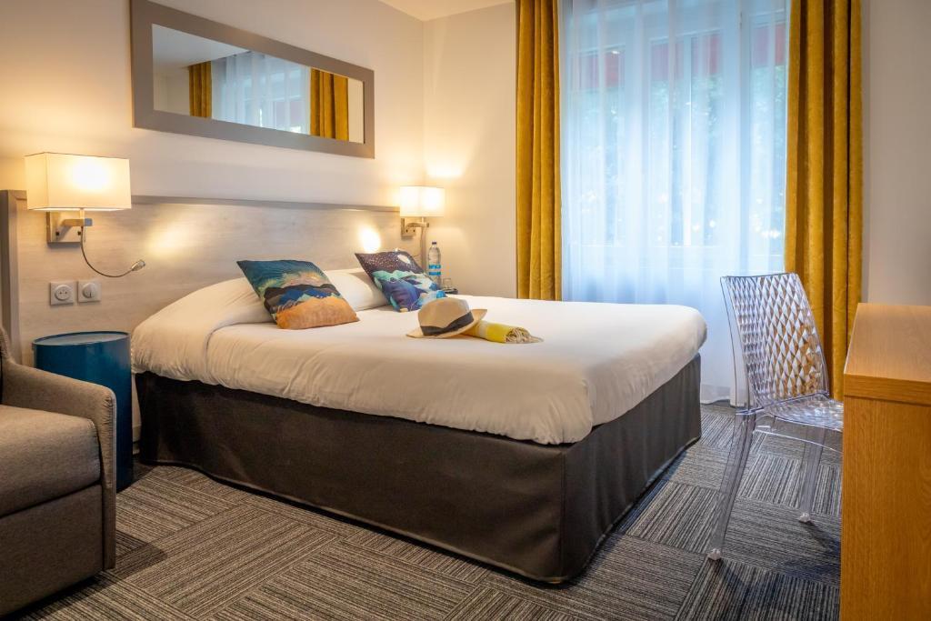 Rex Hotel