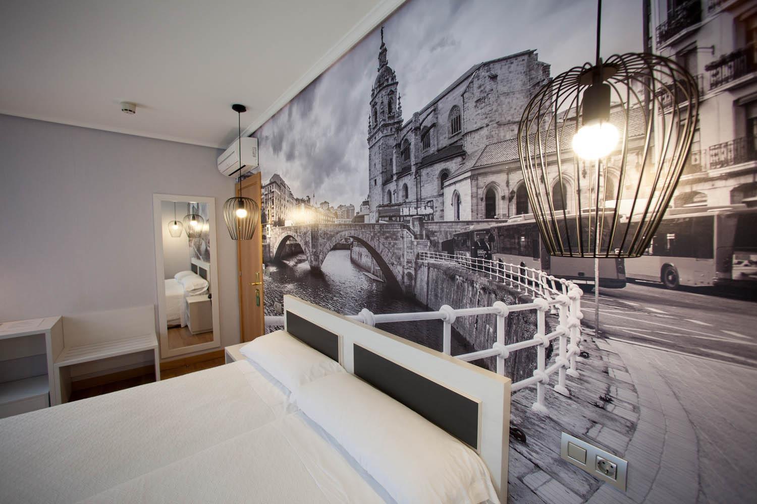SILKEN SIRIMIRI-guestroom-Guest Room,On-Site.jpg