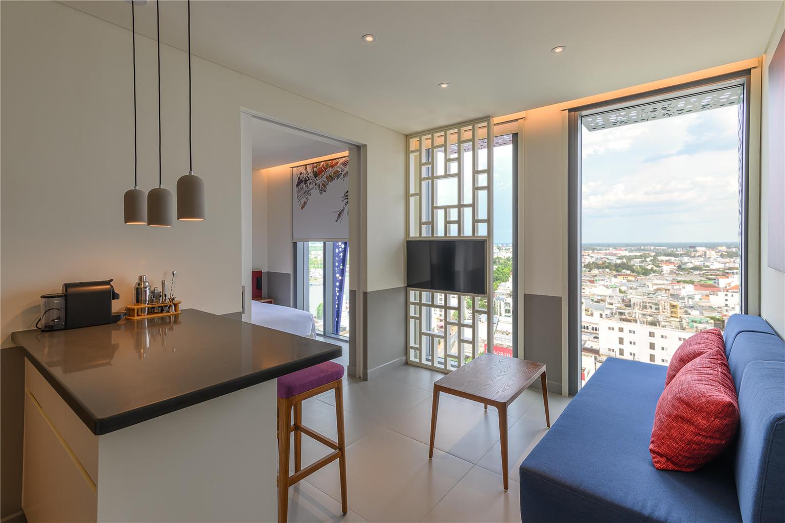 WINK HOTEL CAN THO-guestroom-Guest Room,Suite,On-Site.jpg