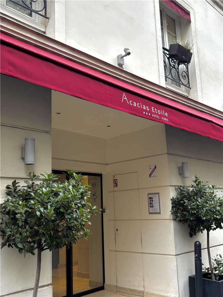 Acacias Etoile Hotel