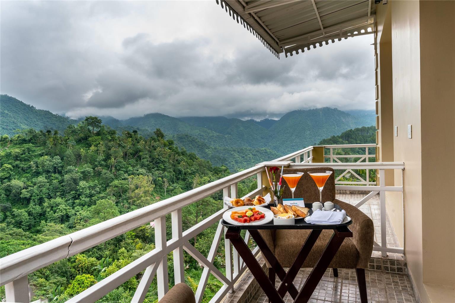 CYGNETT RESORT MOUNTAIN BREEZE-guestroom-Guest Room,Guest Room Amenity,Patio/Terrace,On-Site.jpg