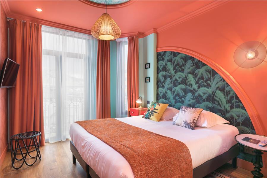 Guest Room,On-Site