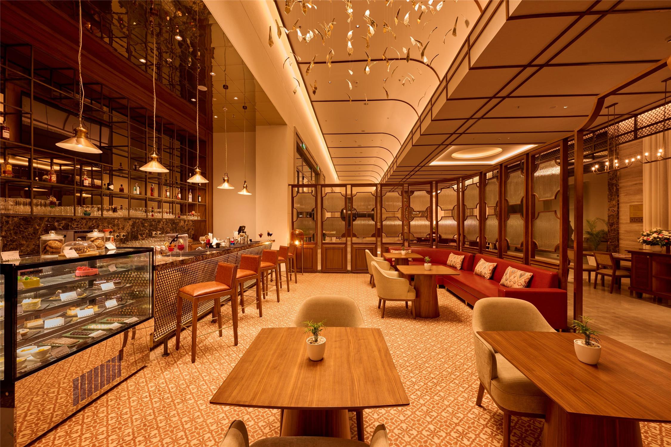 HOTEL PRACHI SAROVAR PREMIERE BHUBANESHWAR - MAHUA BAR
