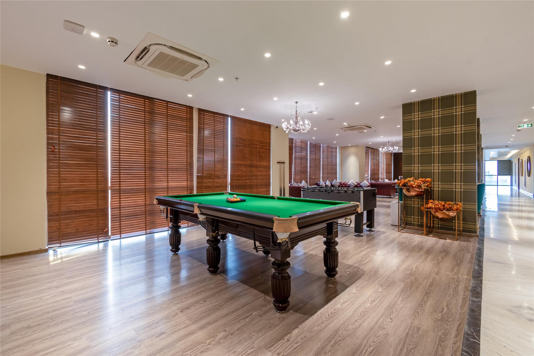 HOTEL GOLDEN TULIP GURUGRAM SECTOR 80 - null