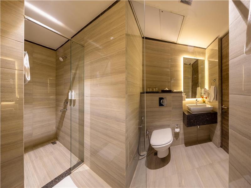 HOTEL GOLDEN TULIP GURUGRAM SECTOR 80