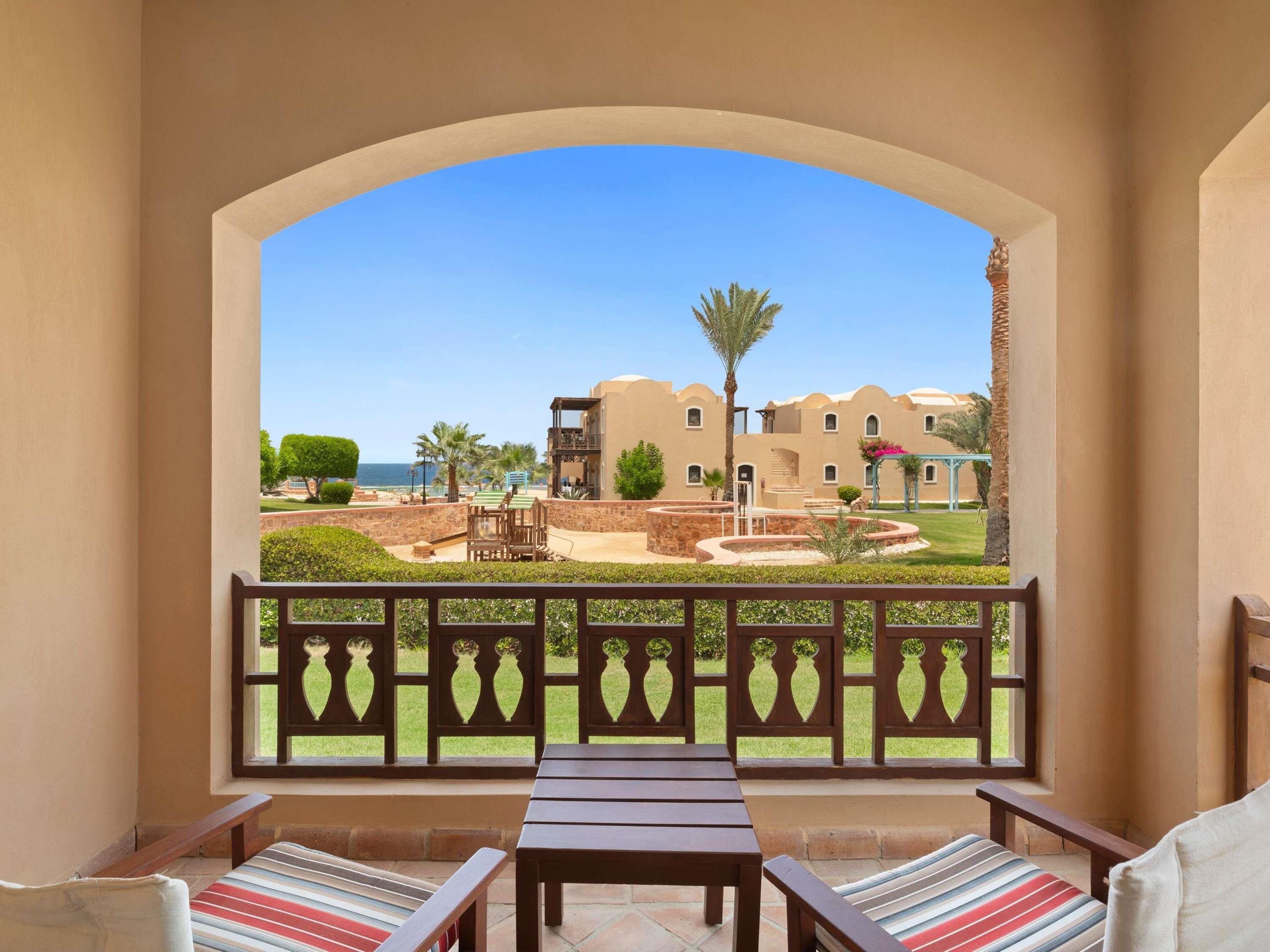 SWISSOTEL RESORT EL QUSEIR Room Type - Garden View Room - Queen Bed