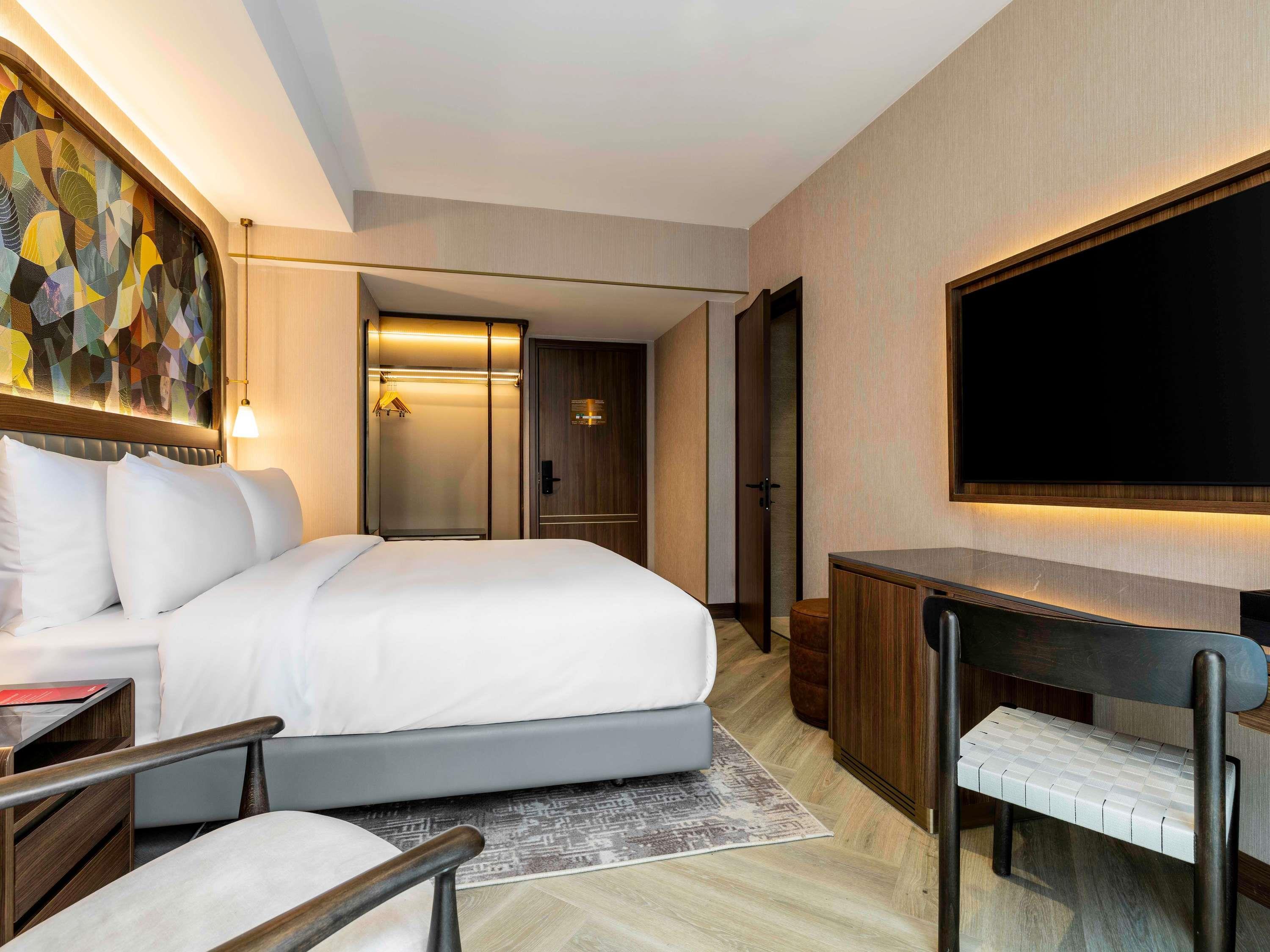 Mövenpick Istanbul Old Town Room Type - Classic Room with 1 Double Bed, with Patio