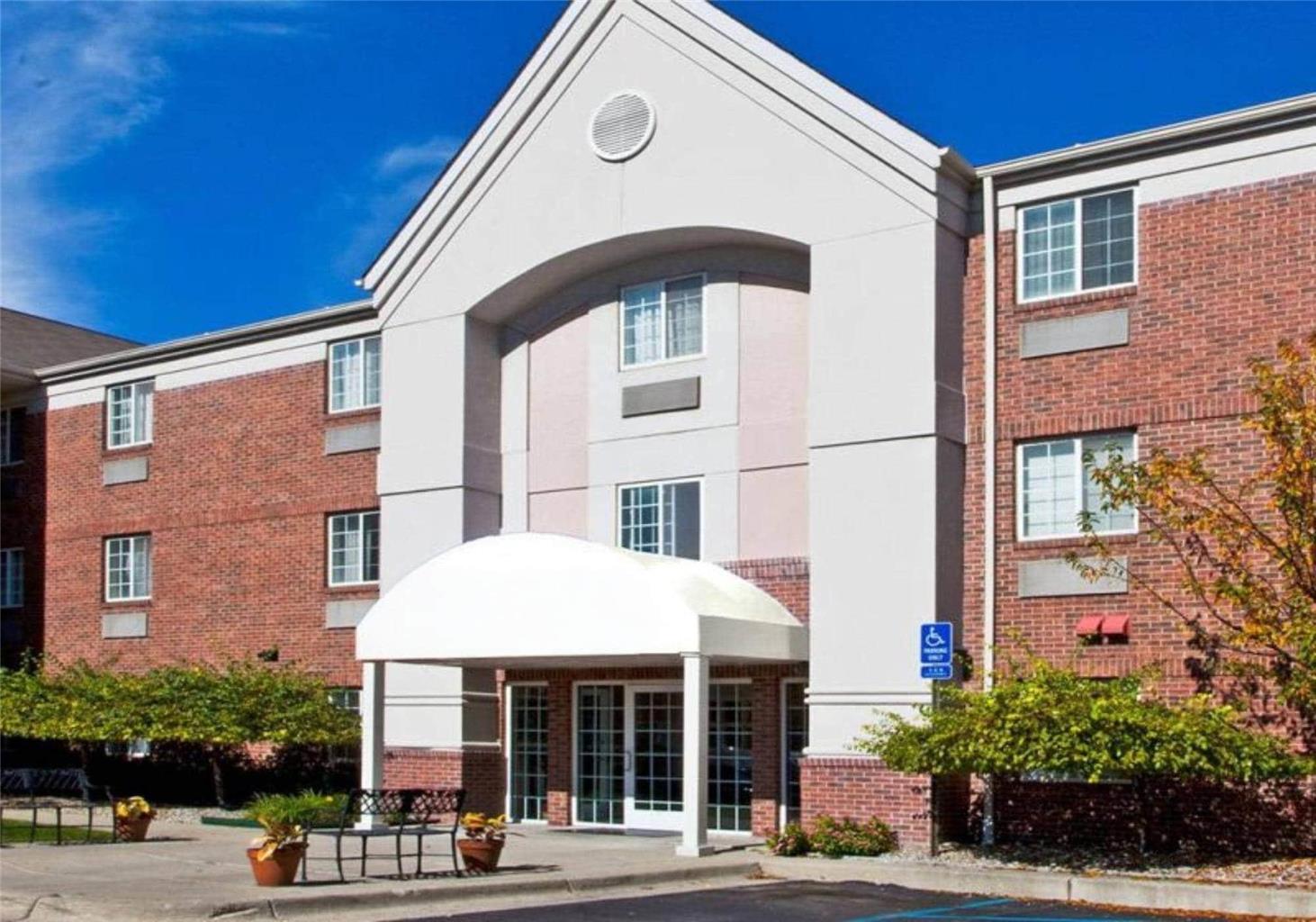 MainStay Suites Detroit Southfield