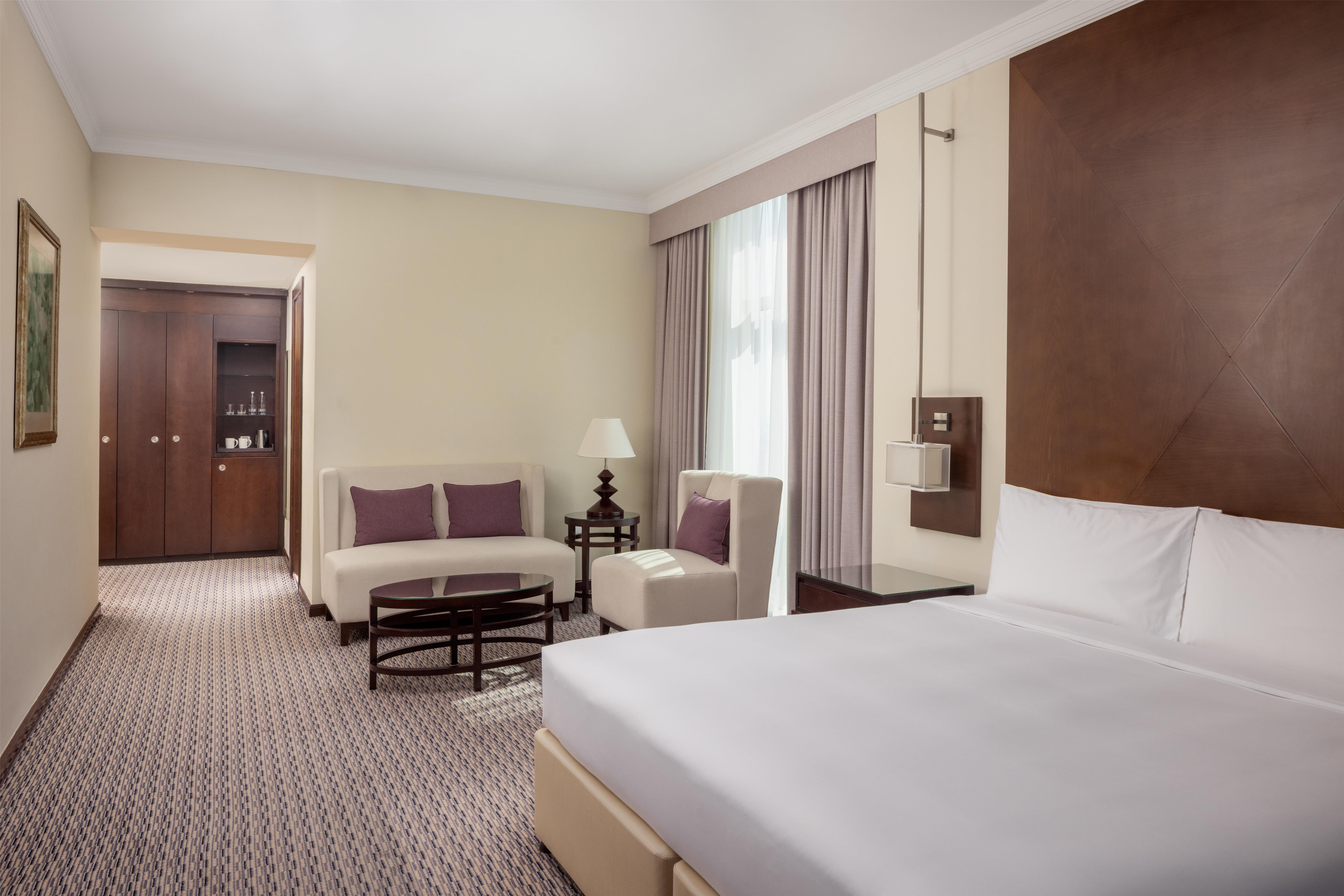 Radisson Blu Hotel, Dubai Barsha Heights Room Type - Premium Room