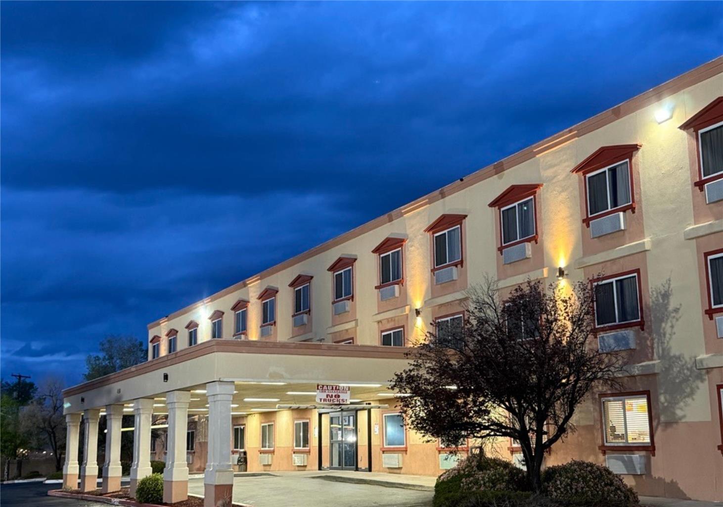 SureStay by Best Western Albuquerque