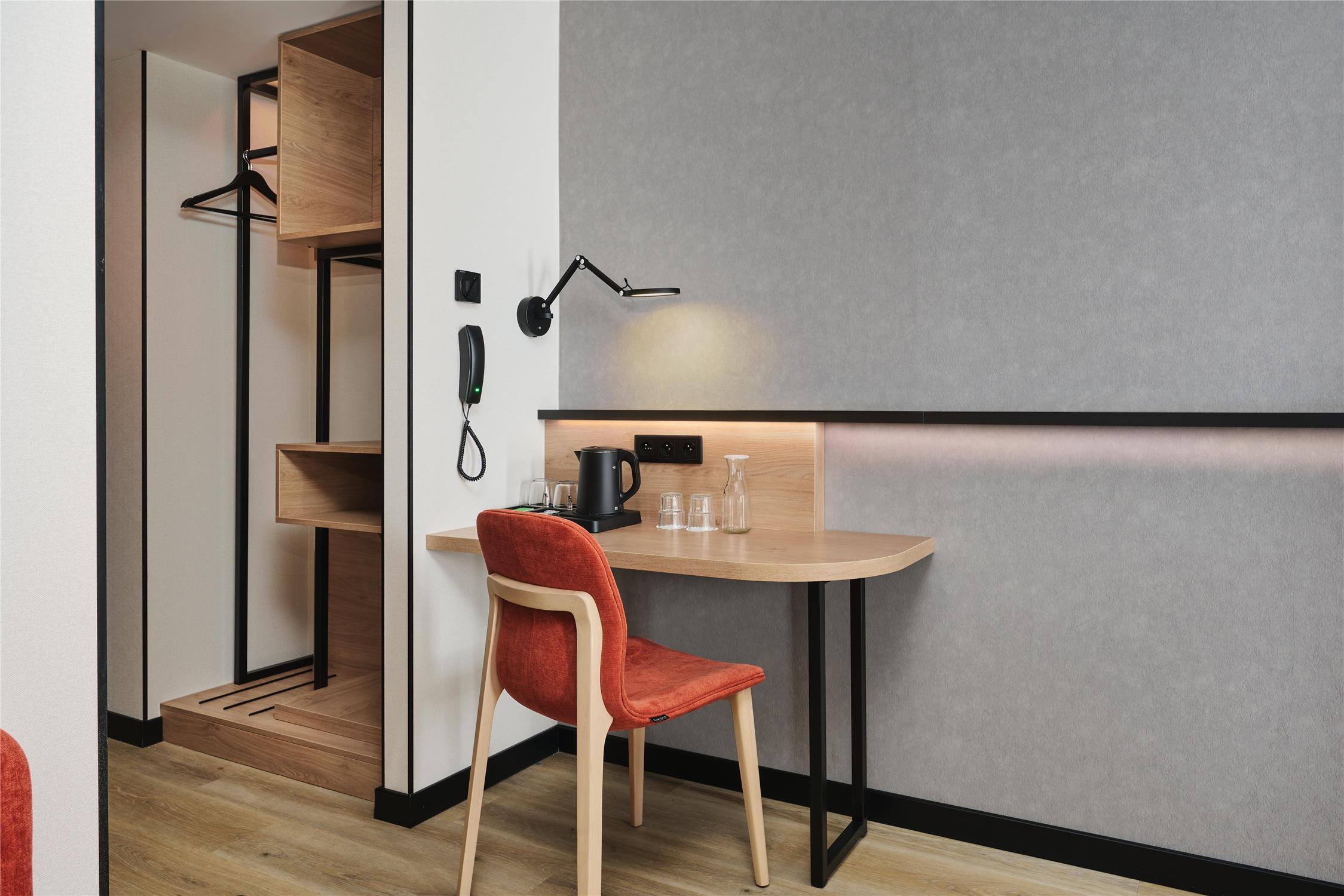 HOTEL CAMPANILE PRIME - WARSAW AIRPORT - Pokój dla gości