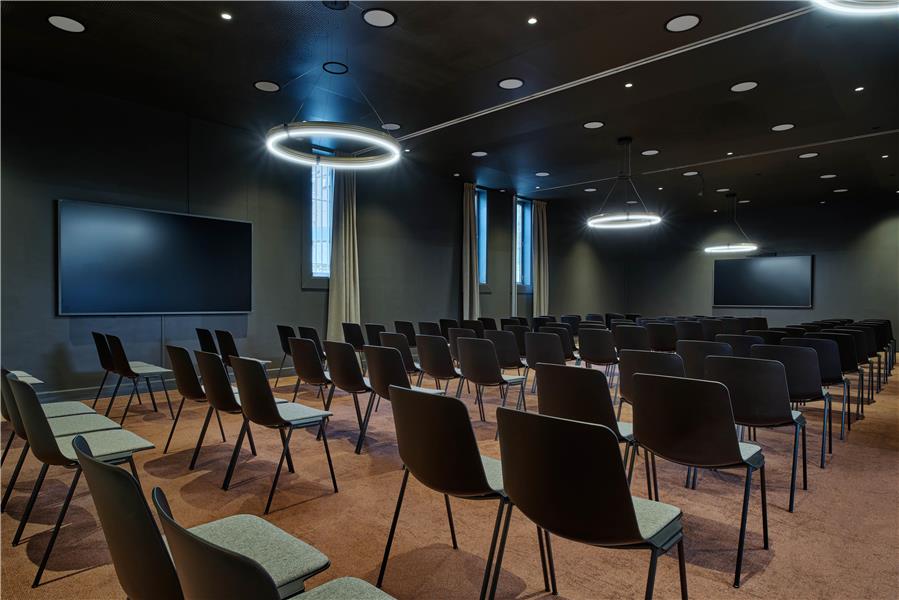 HOTEL PREMIERE CLASSE WARSAW AIRPORT