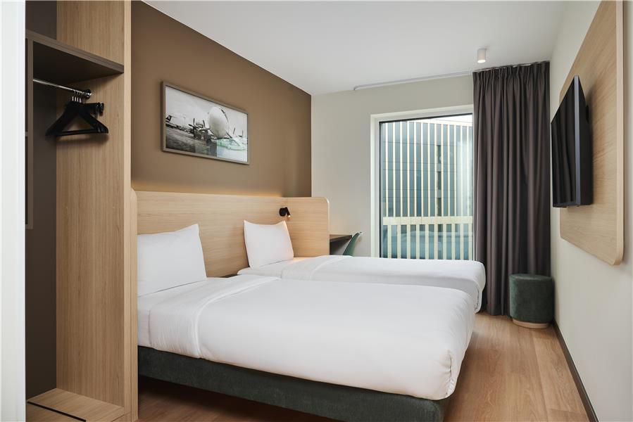 HOTEL PREMIERE CLASSE WARSAW AIRPORT