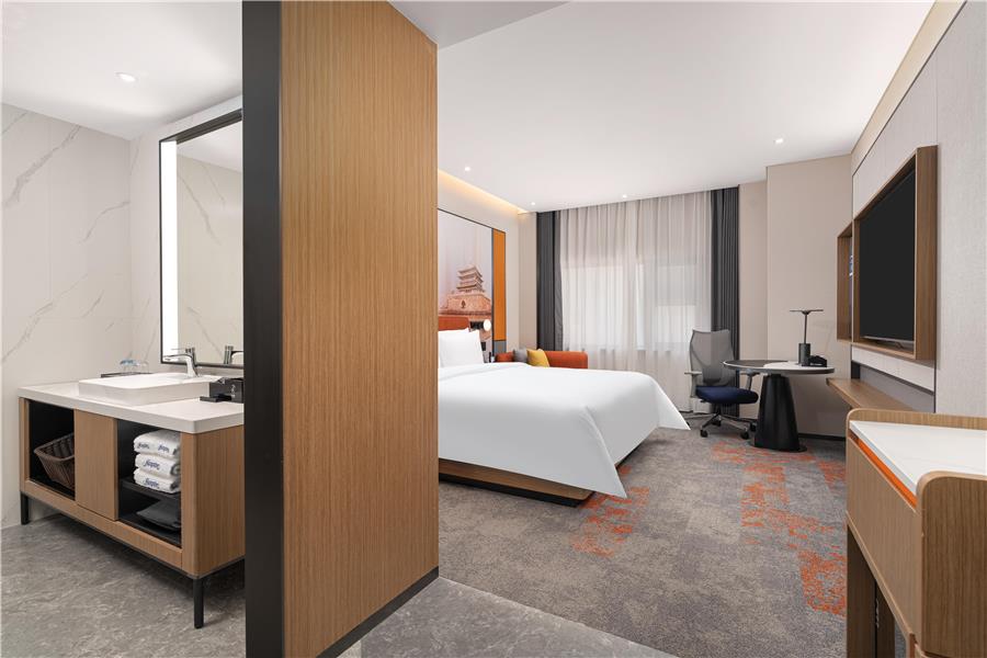 Guest Room,Bathroom,Bed,On-Site