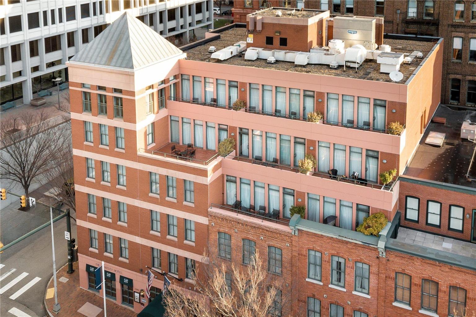 The Berkeley Hotel