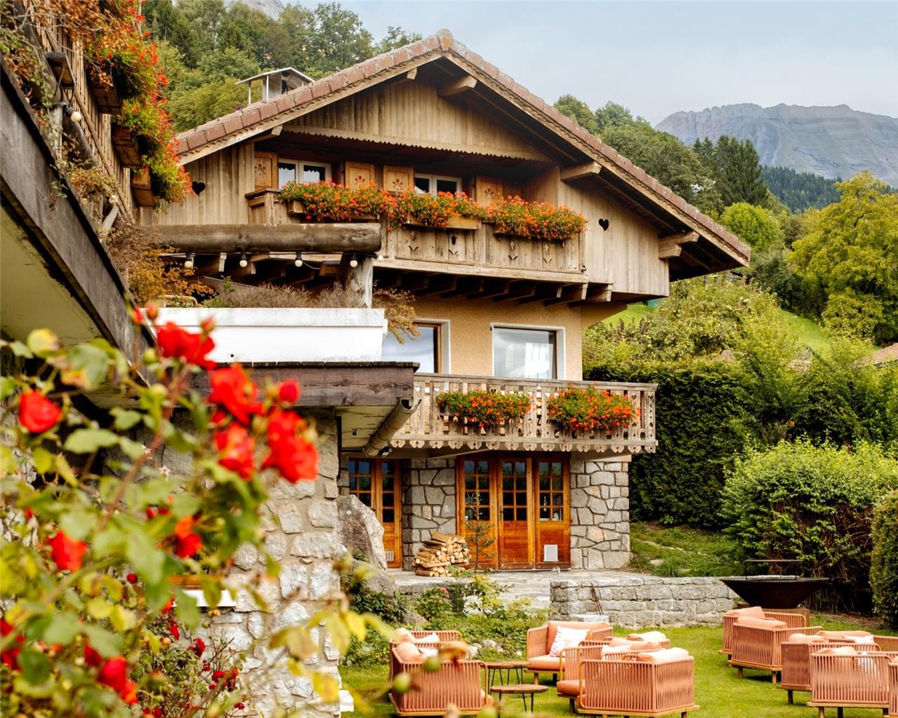 Les Roches Hotel & Spa
