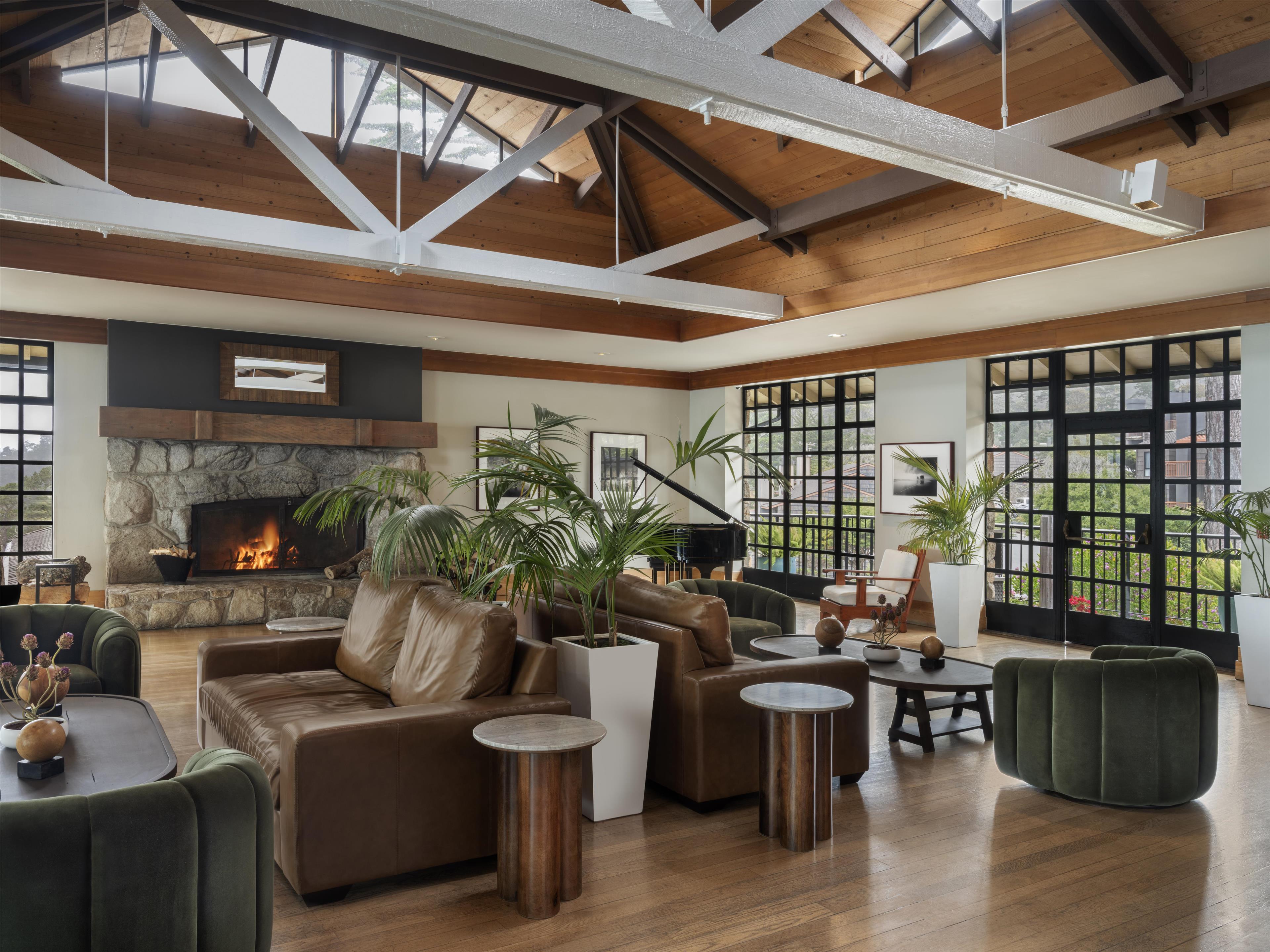 Property Lobby Great Room | Hyatt Vacation Club At Highlands Inn