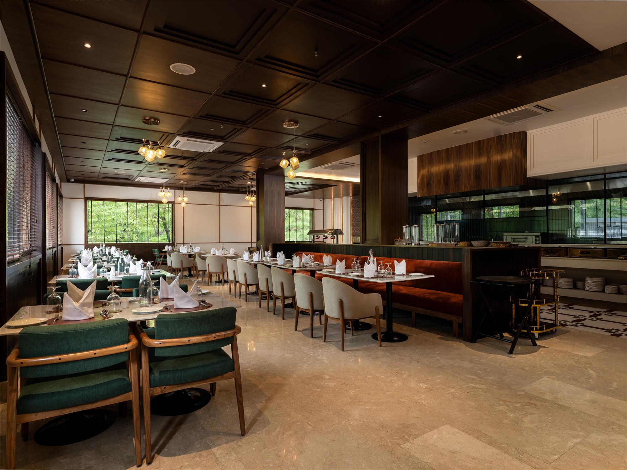 HOTEL MOUNTNOOR SAROVAR PREMIERE PAHALGAM - Restaurant