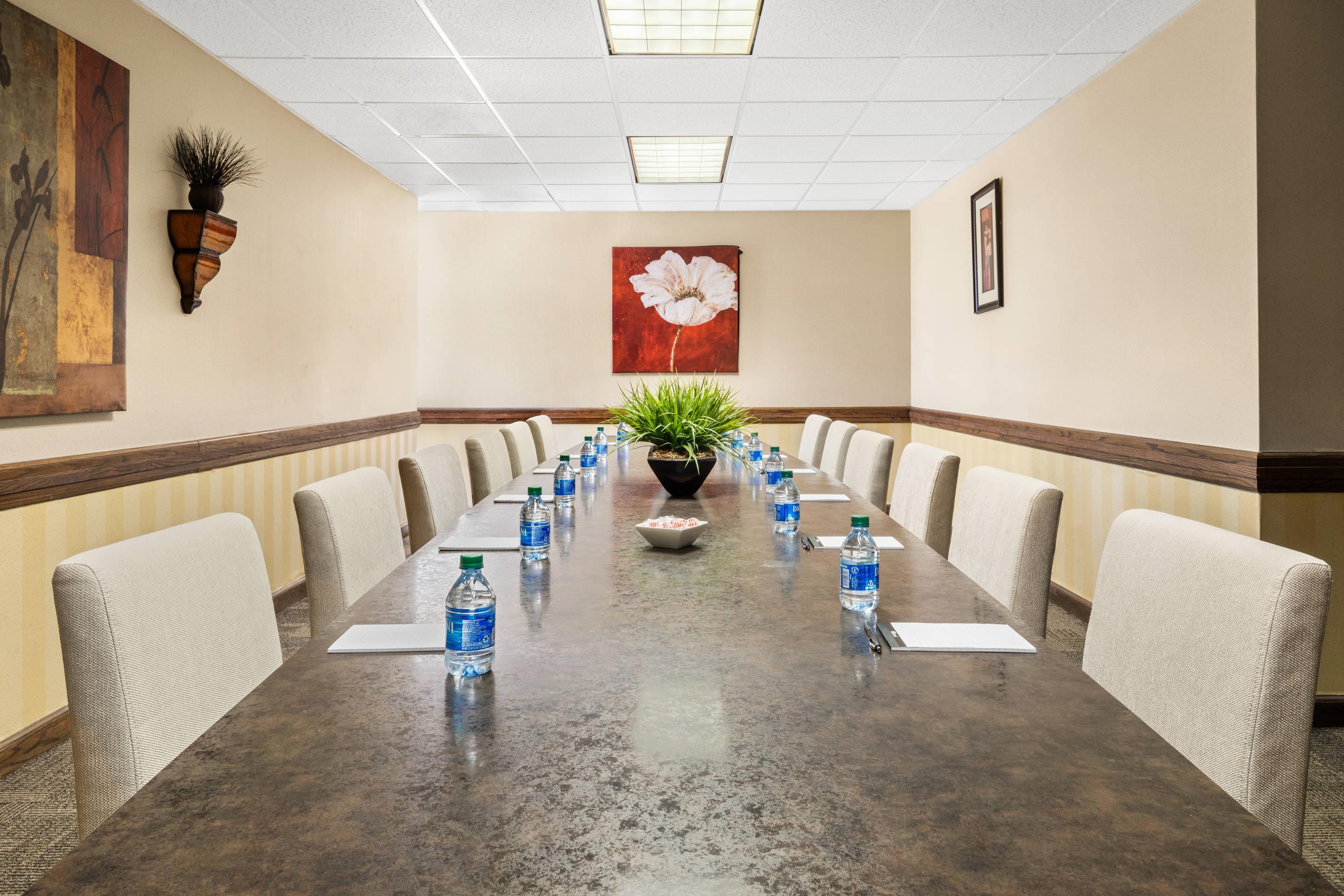 Boardroom | Montana Trailhead Inn