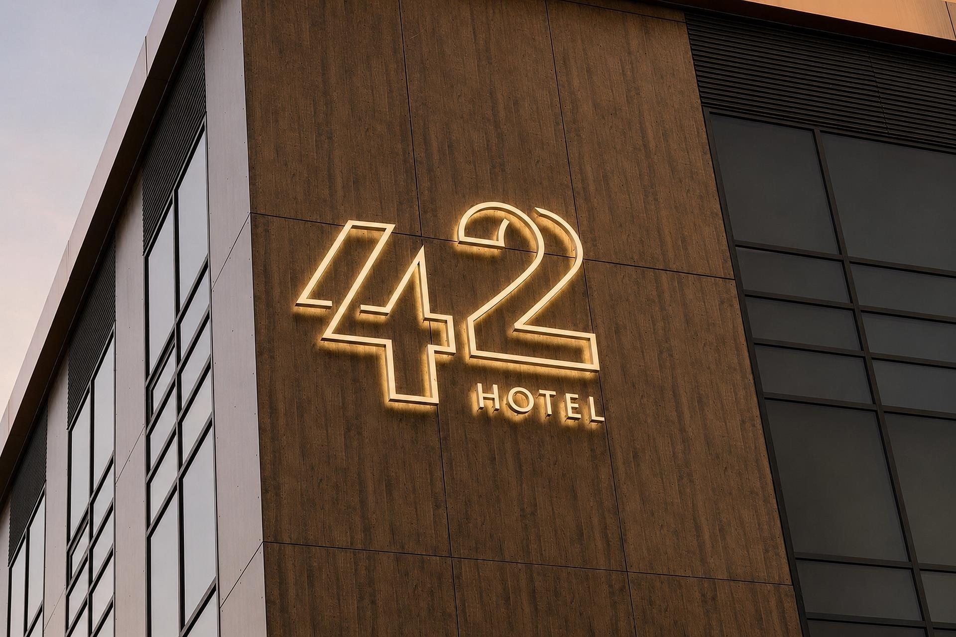 Exterior Logo Dusk e