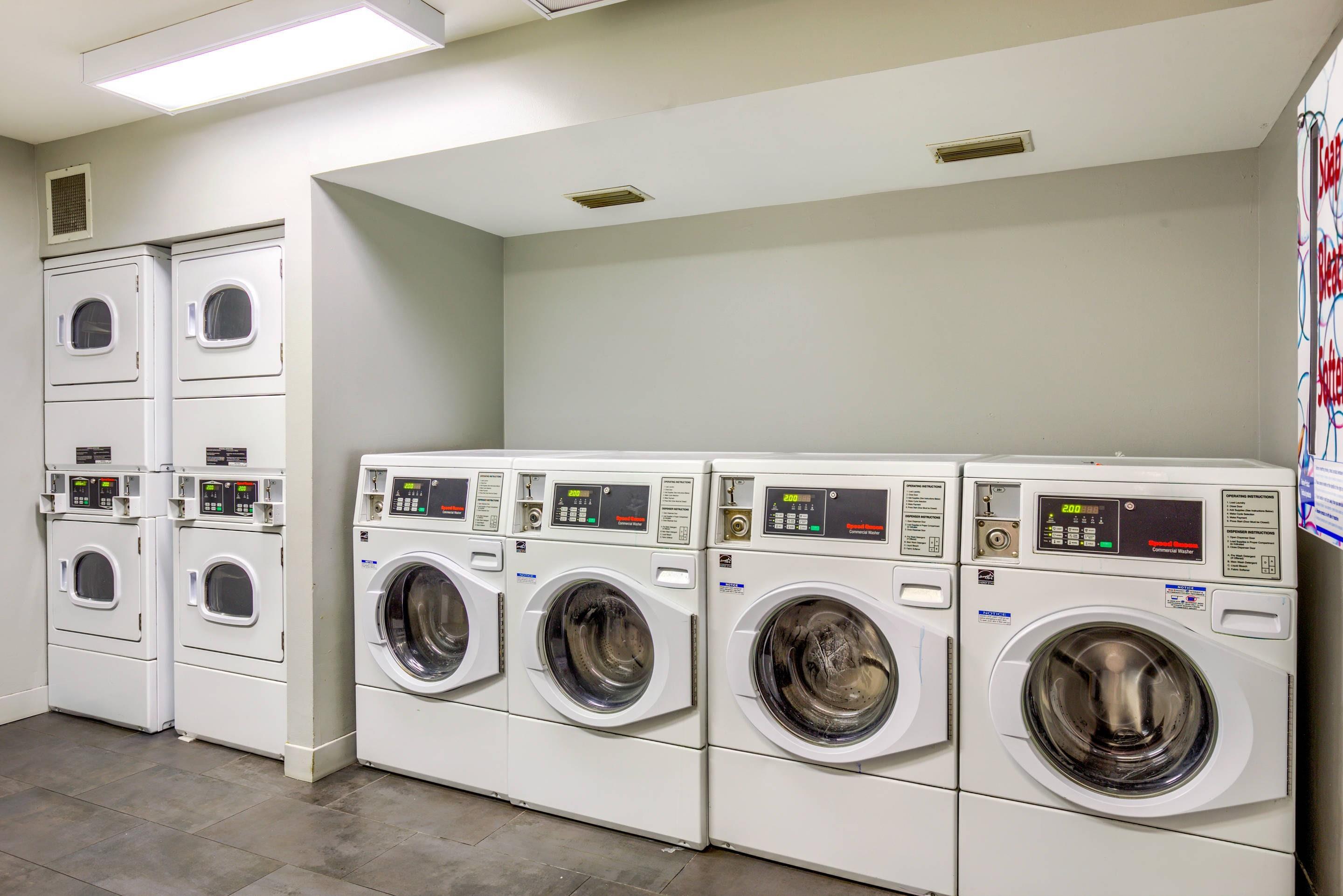 Guest laundry facilities | MainStay Suites
