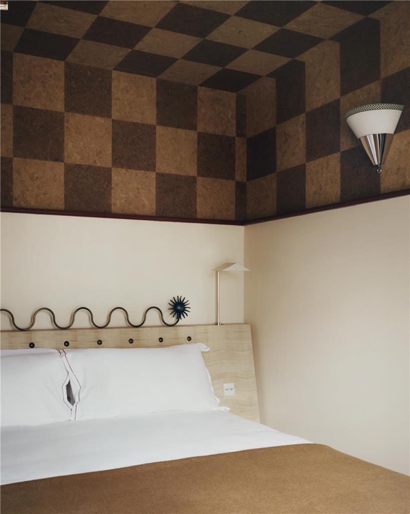 Luxia Hotel