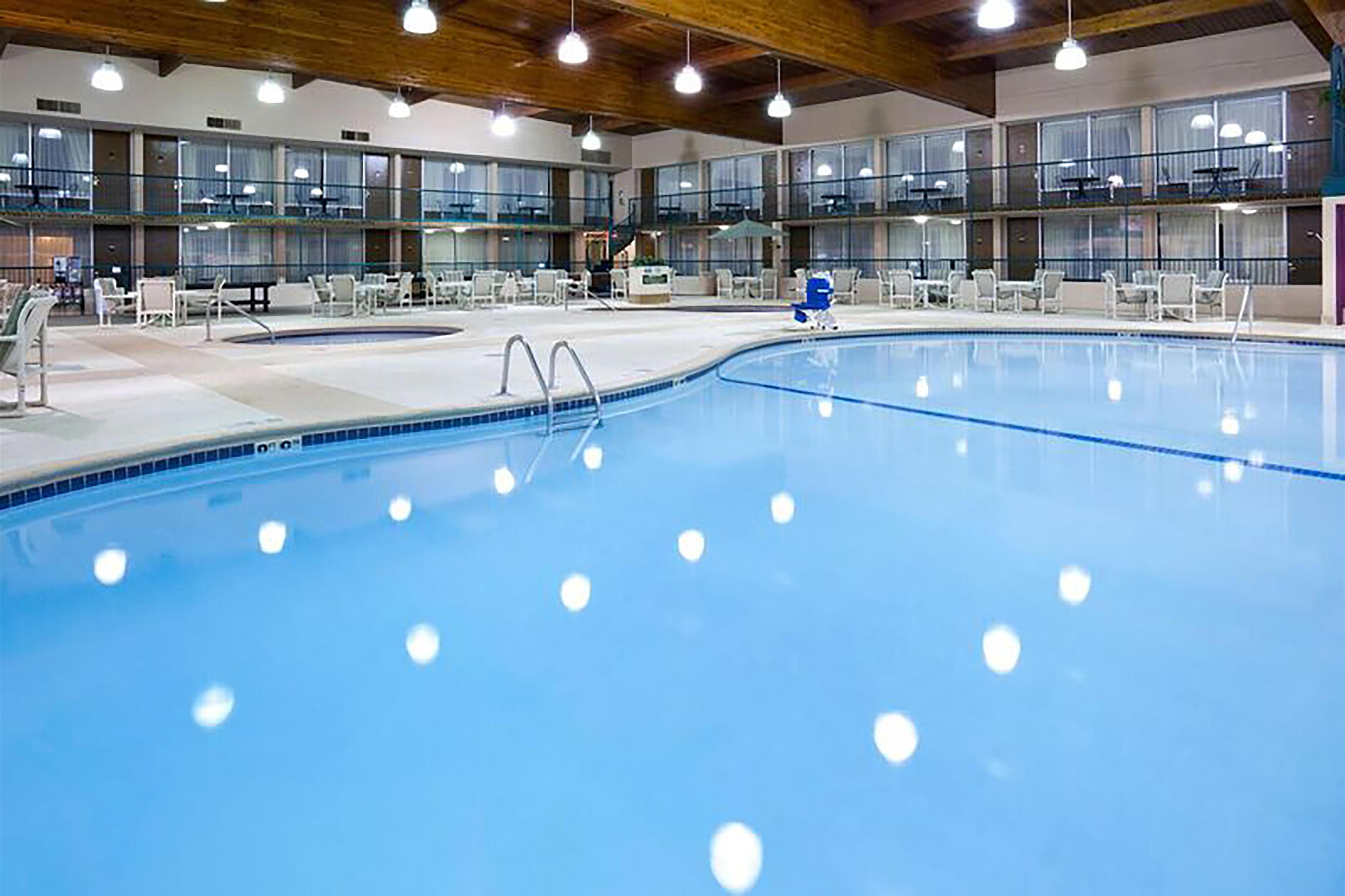 Pool | Alexandria Hotel & Conference Center