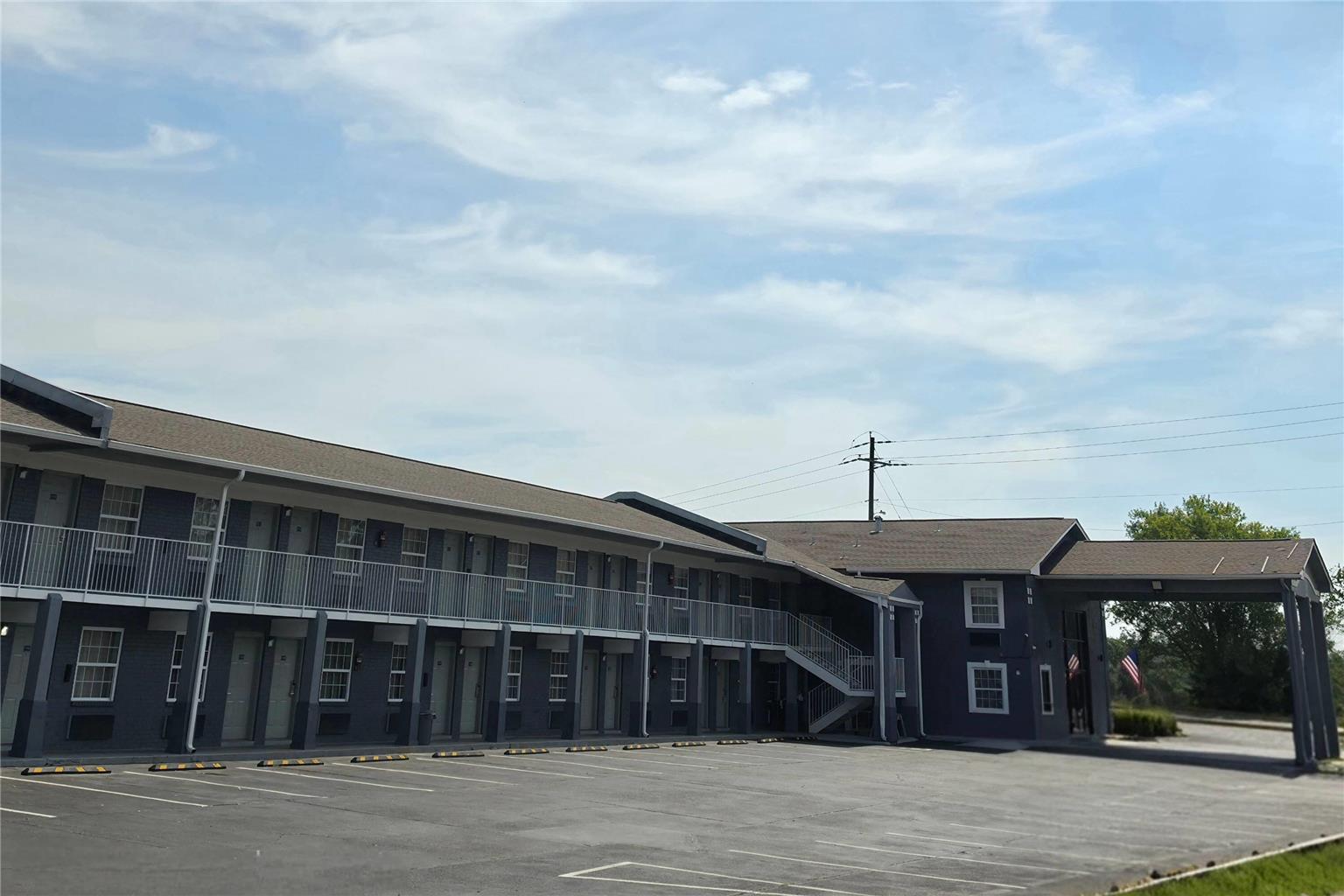 Days Inn by Wyndham Camden AR