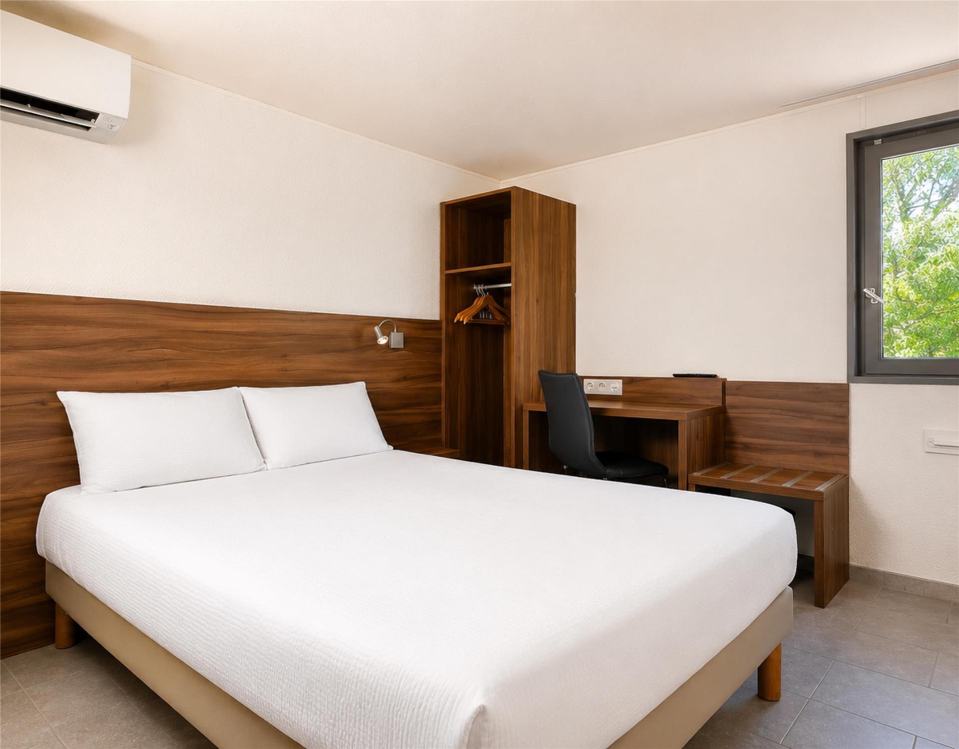 Default room
