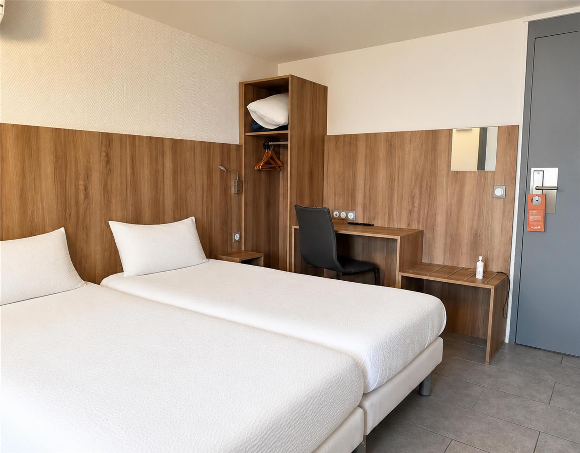 HOTEL KYRIAD - NARBONNE SUD - null