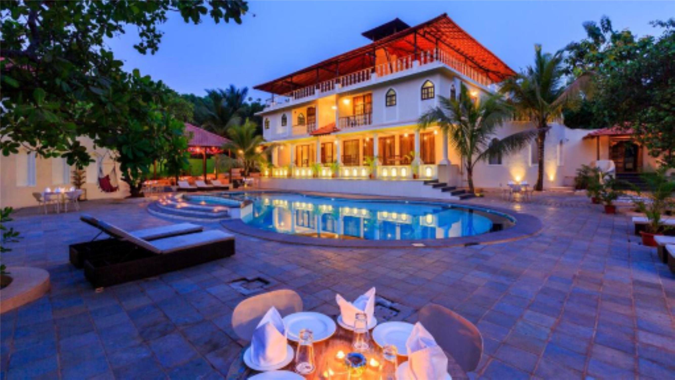 HOTEL GOLDEN TULIP GOA MANDREM - Main Pool View