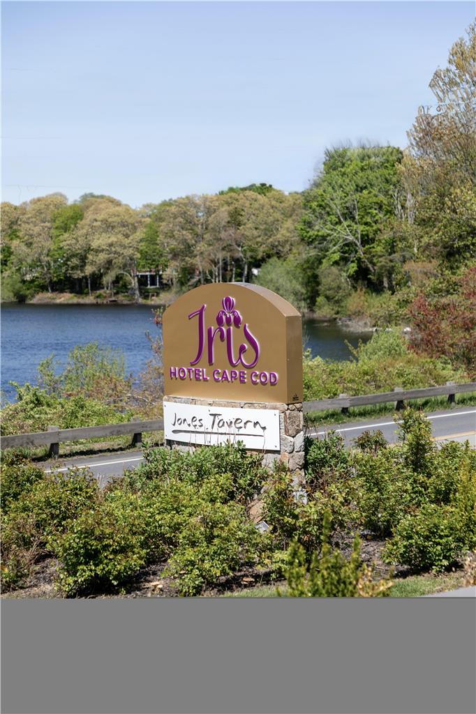 Iris Hotel Cape Cod