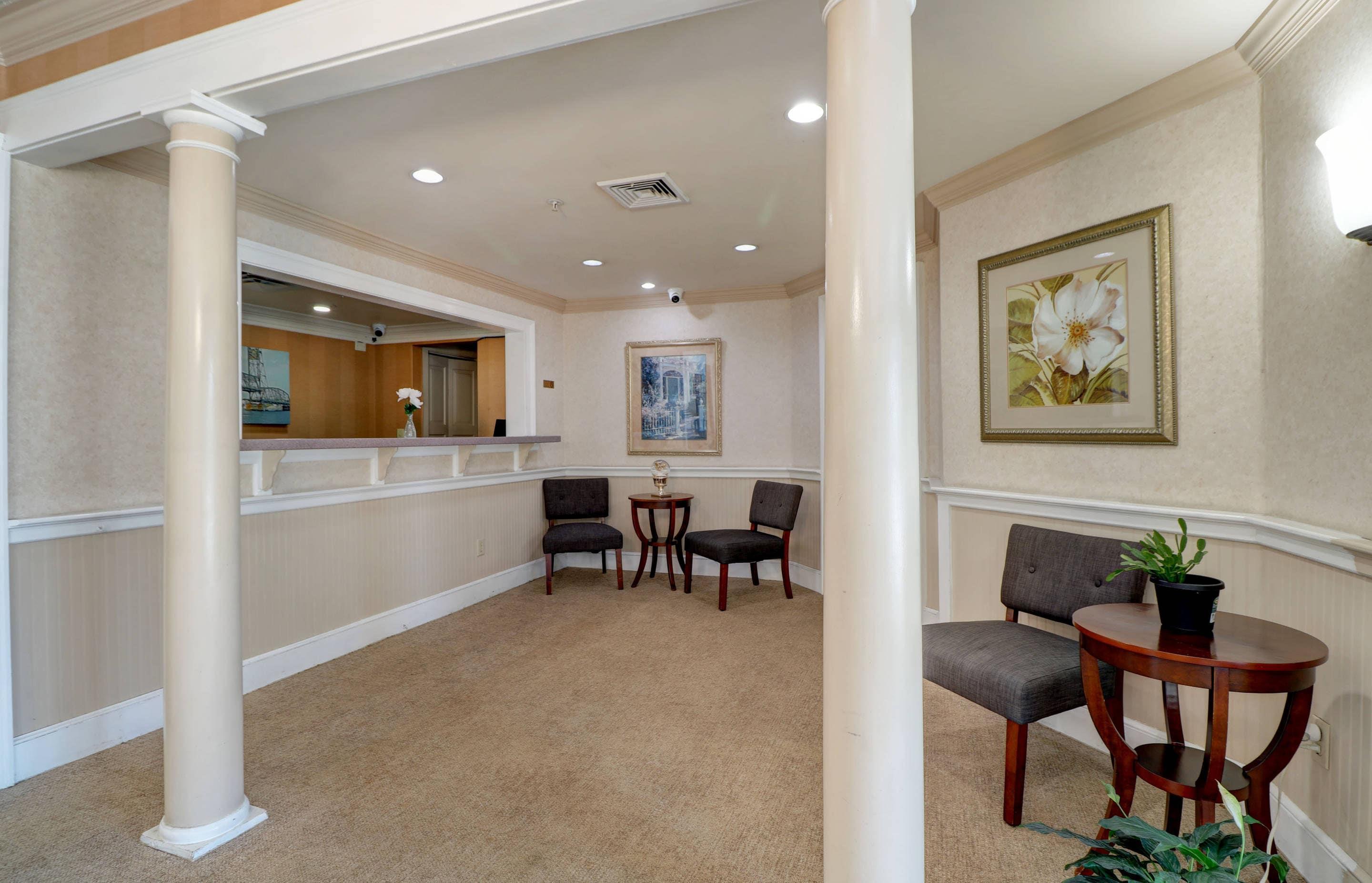 Hotel lobby | Anchorage Inns And Suites