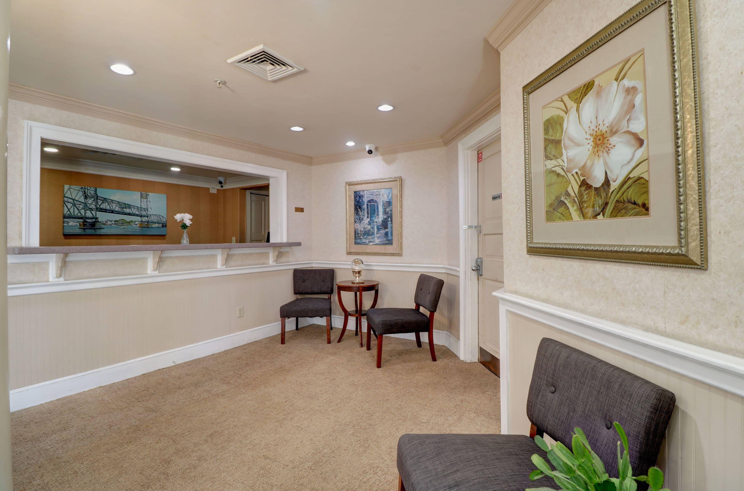 Hotel lobby | Anchorage Inns And Suites