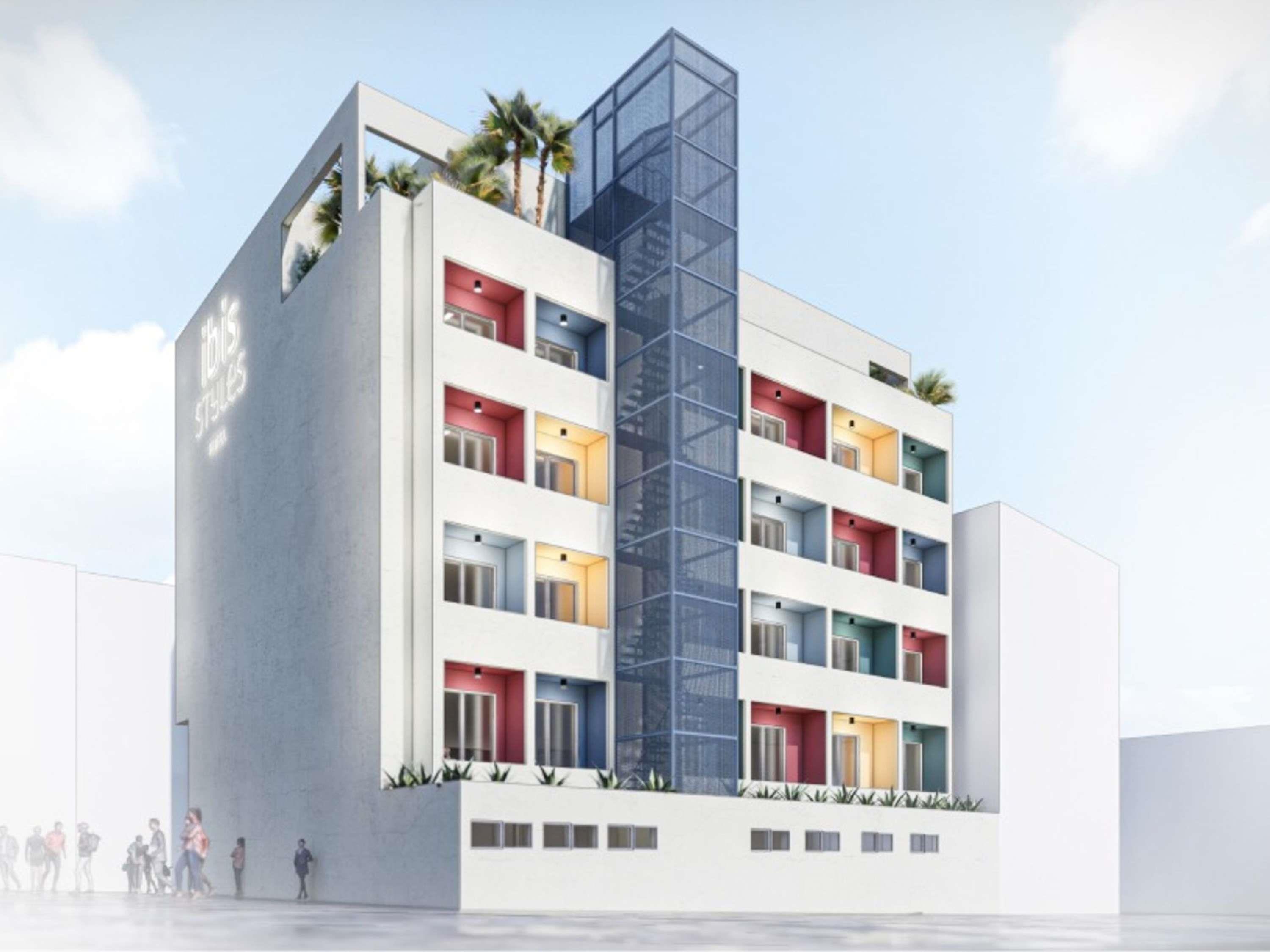 IBIS STYLES LARNACA