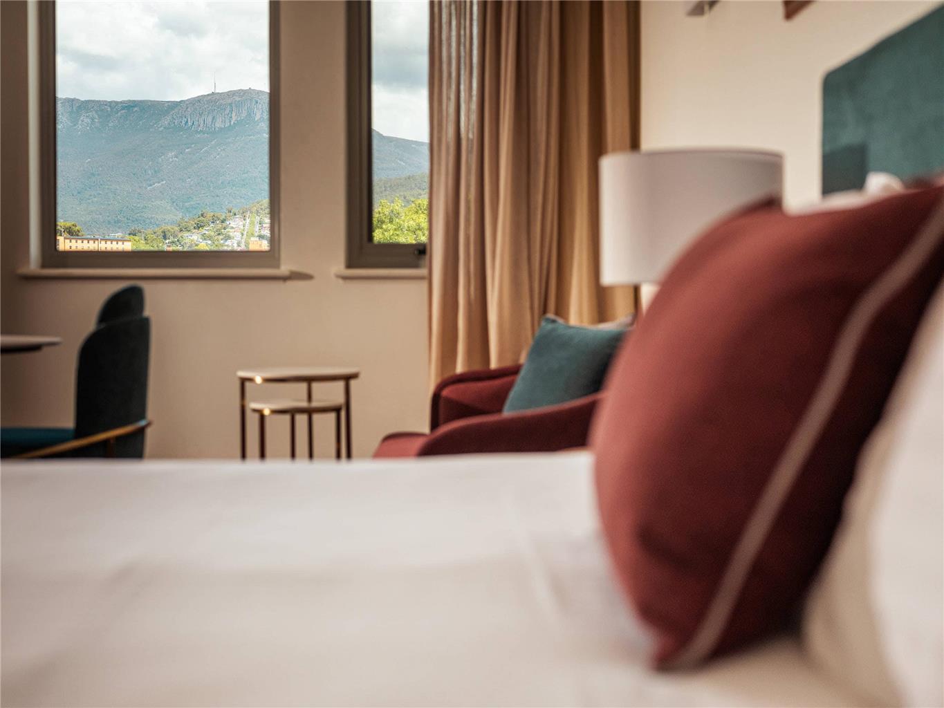 Lenna Of Hobart Hotel