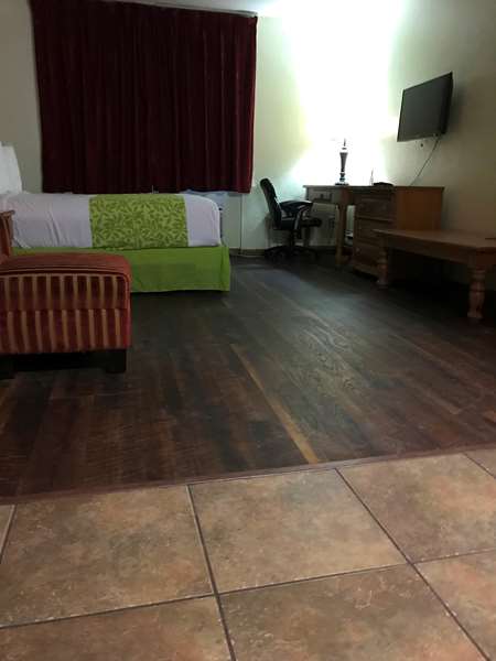 Suite - Americas Best Value Inn Airport Anchorage