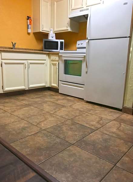 Suite - Americas Best Value Inn Airport Anchorage