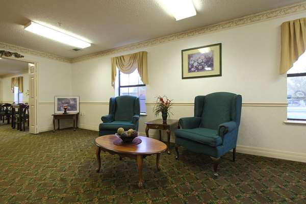  - Americas Best Value Inn & Suites Maumelle - I-40, Exit 142