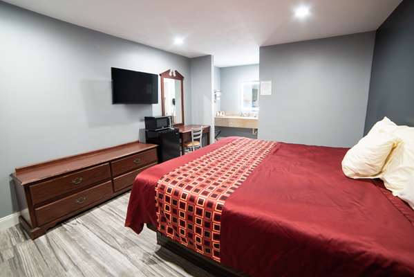  - Americas Best Value Inn & Suites Siloam Springs