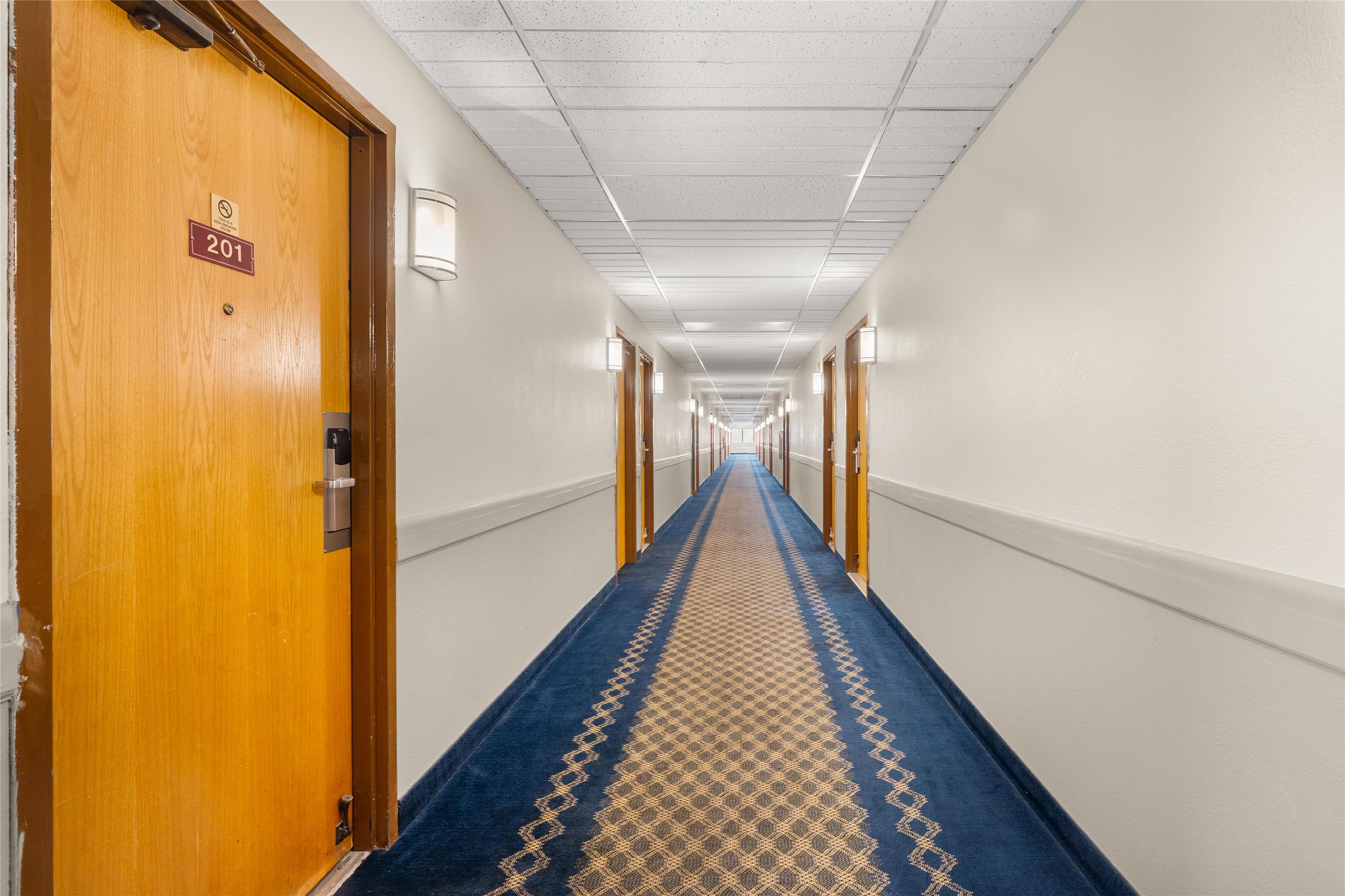 AZ Hallway | Americas Best Value Inn Prescott Valley