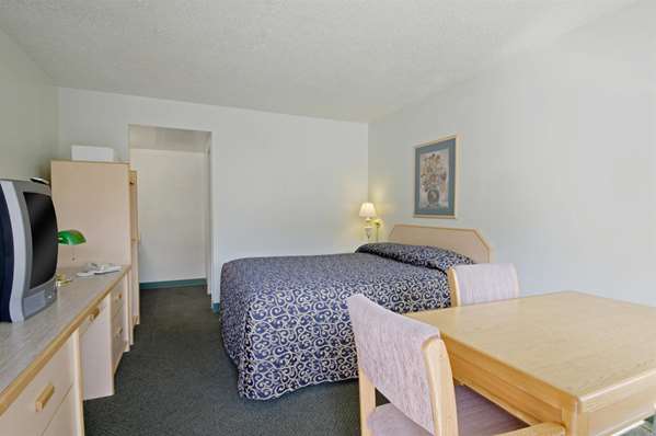  - Canadas Best Value Inn & Suites Cache Creek