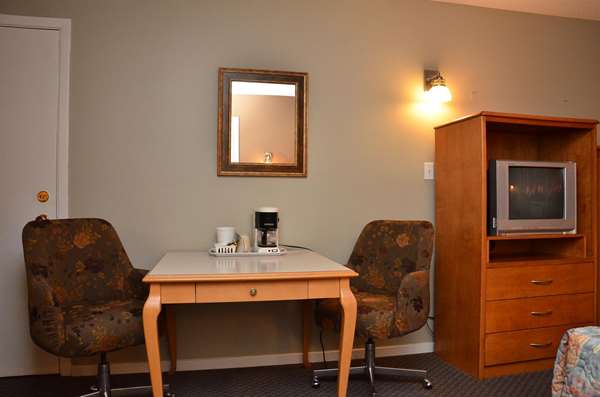  - Canadas Best Value Inn Kelowna