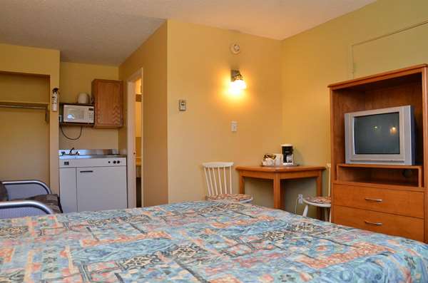  - Canadas Best Value Inn Kelowna