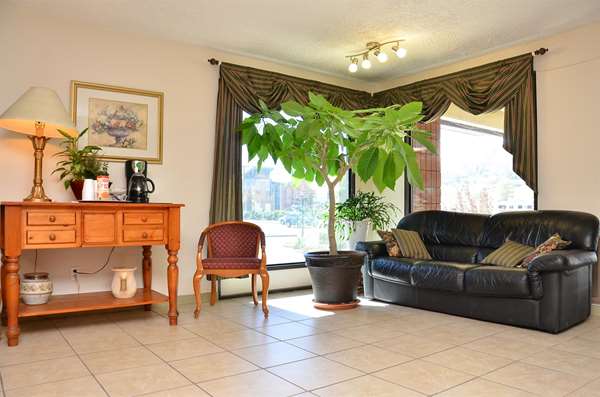  - Canadas Best Value Inn Kelowna