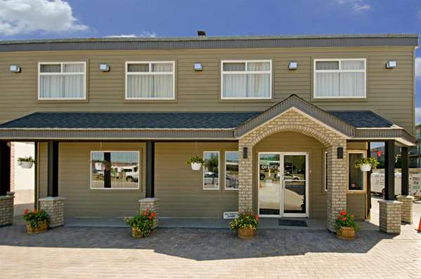 Exterior view - Canadas Best Value Inn Prince George