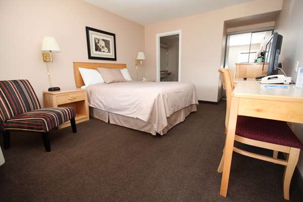 Suite - Canadas Best Value Inn Prince George