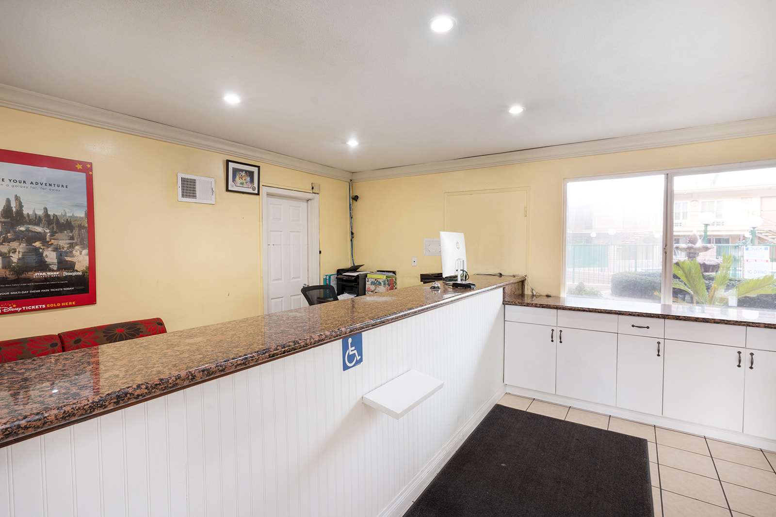 Americas Best Value Inn Dipan Desai Photography | Americas Best Value Inn & Suites Anaheim