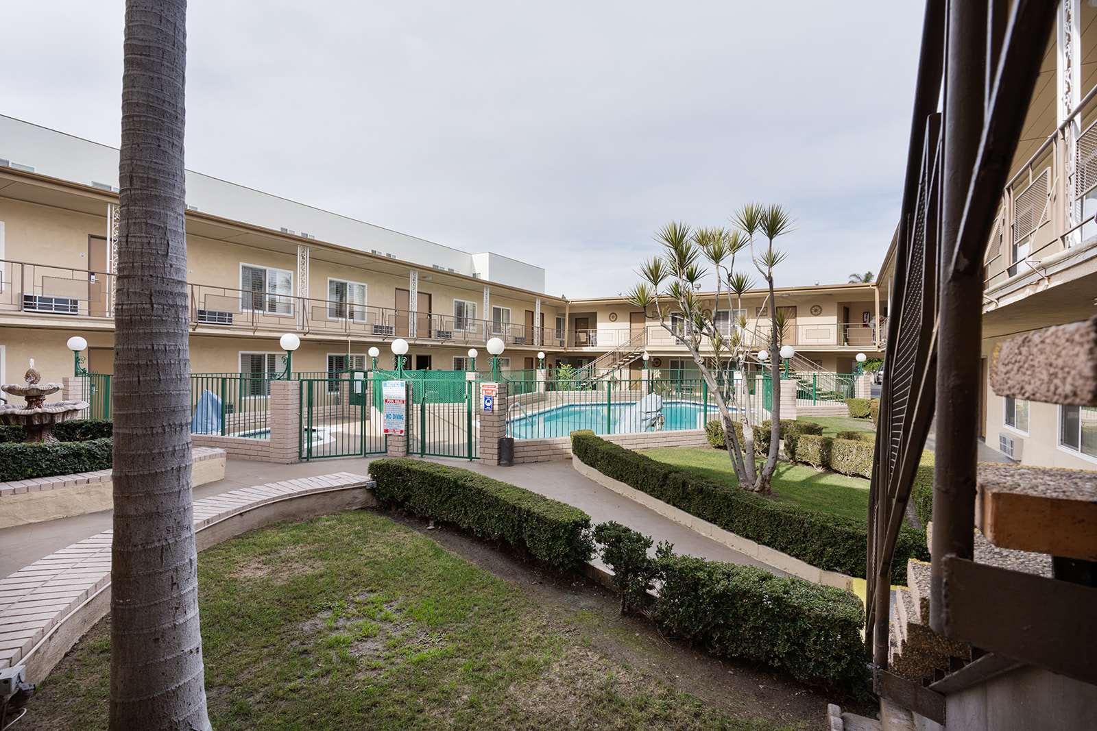 Americas Best Value Inn Dipan Desai Photography | Americas Best Value Inn & Suites Anaheim